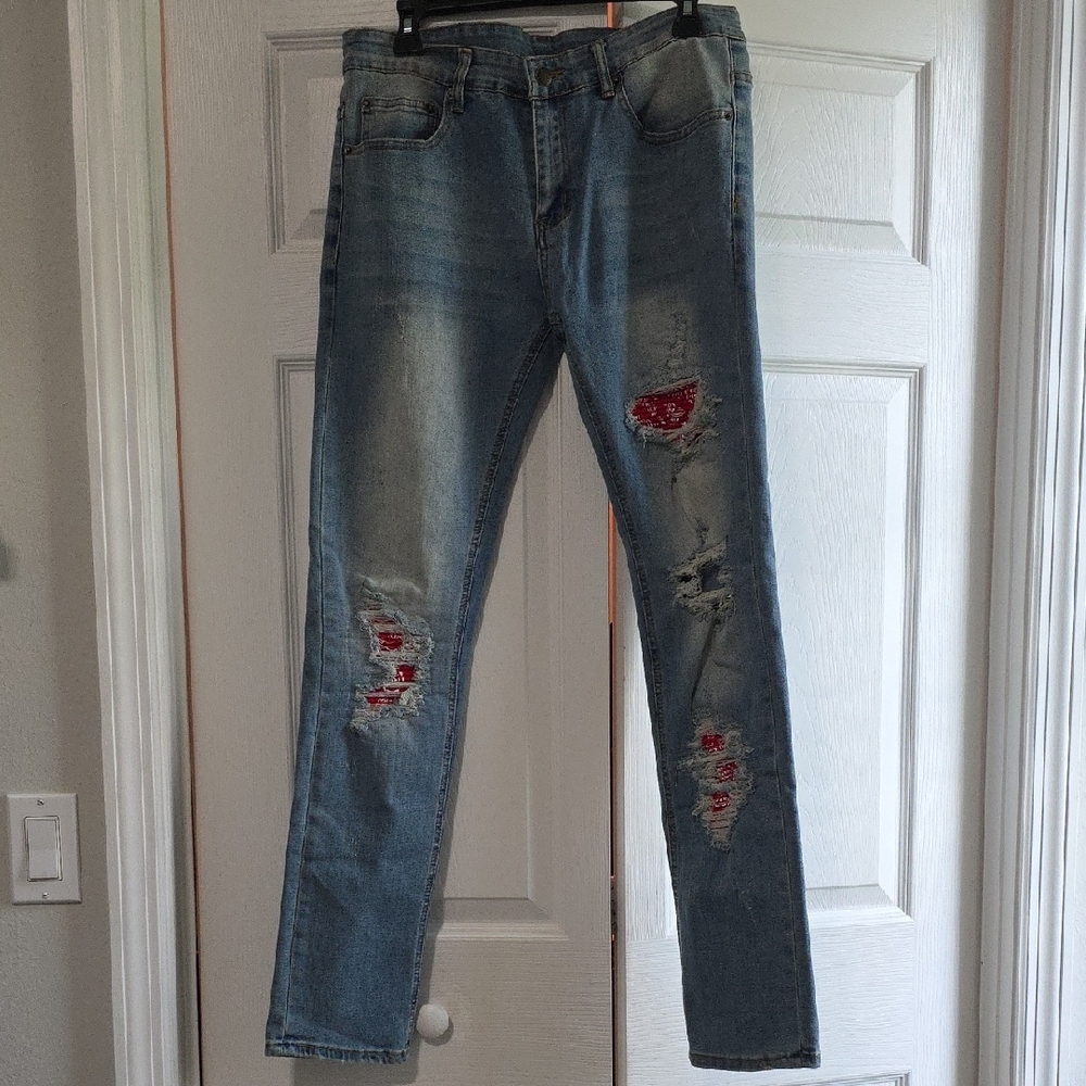 Y&R Distressed Jeans